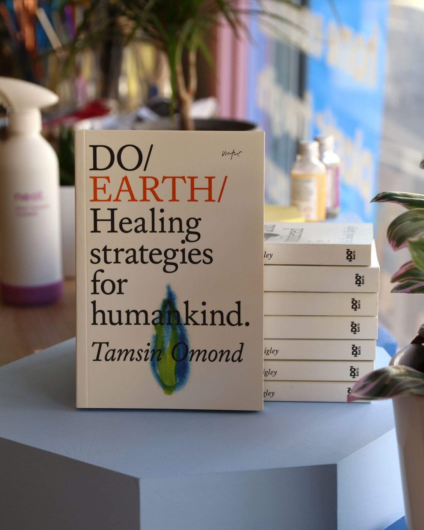 DO / Earth - Tamsin Omond