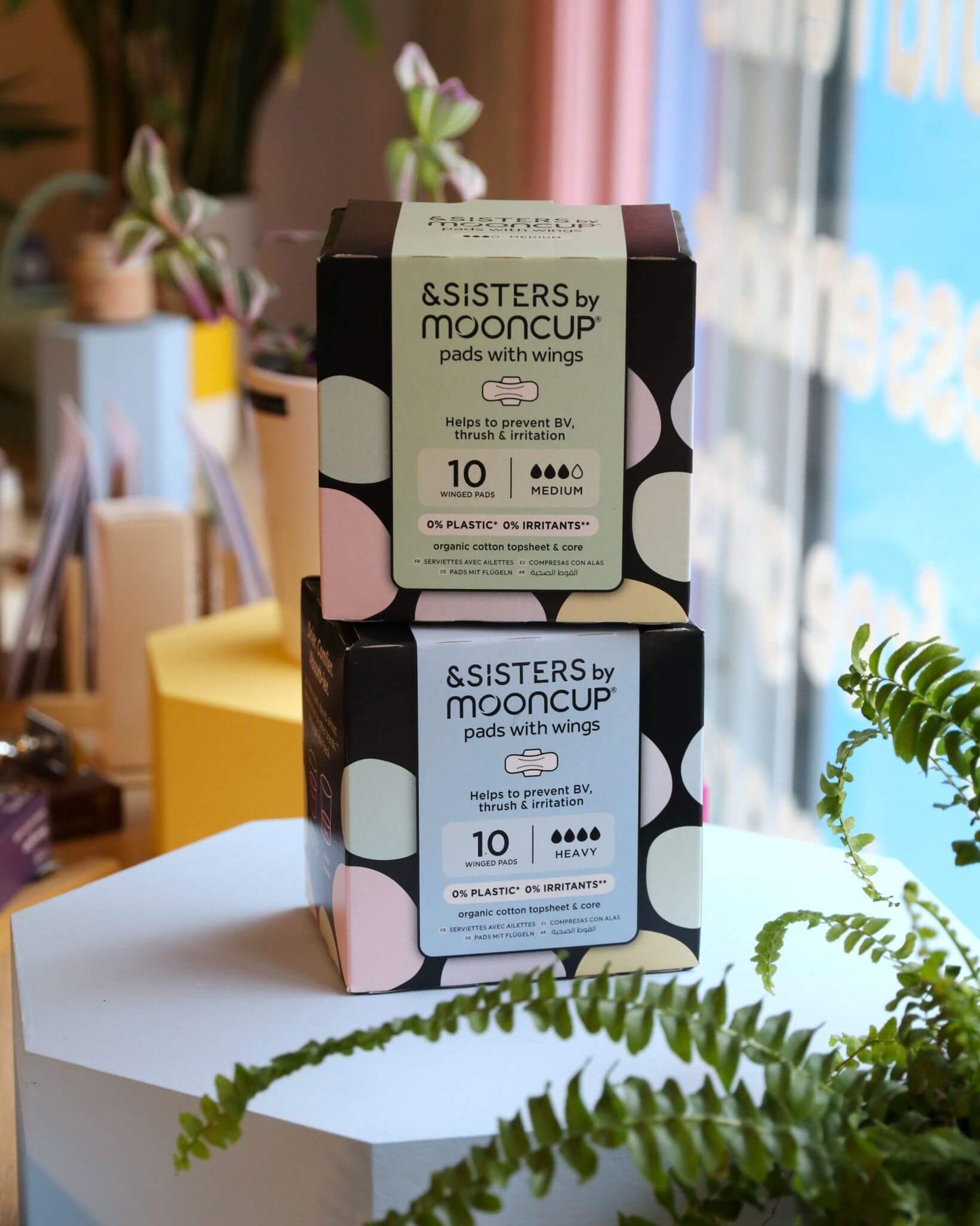 Organic Cotton Pads With Wings 10 Packs - &Sisters