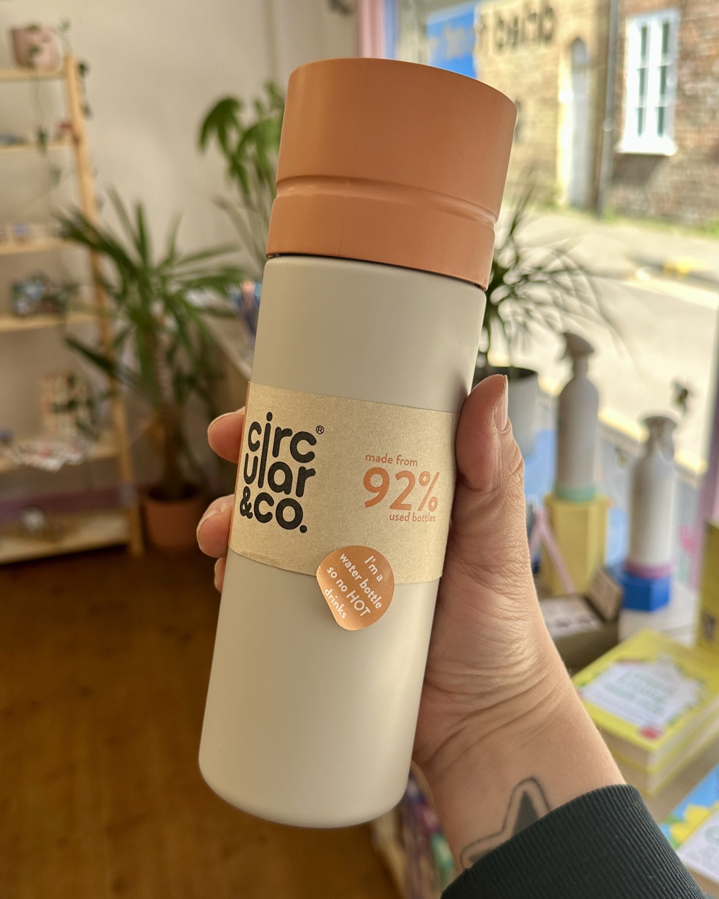 Circular & Co Reusable Water Bottle – Chalk & Orange (600ml)