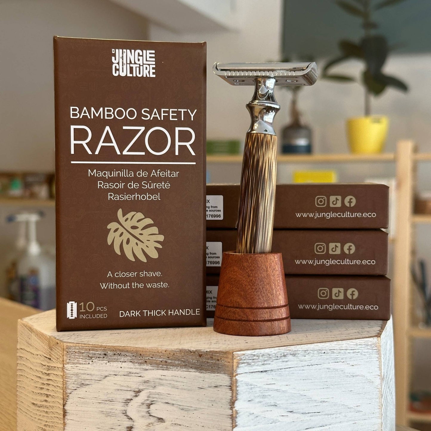 Bamboo Safety Razor - Dark Thick Handle